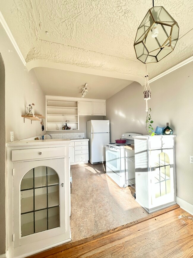 Photo - 711 NE Randall Ave Unit 307