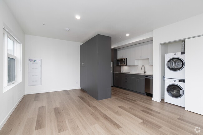 Studio - 460SF - Living Room