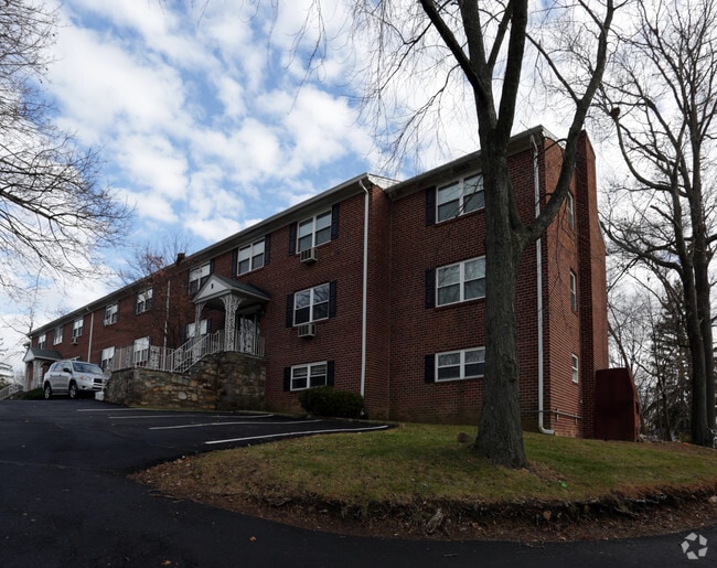 Manor House Apartments