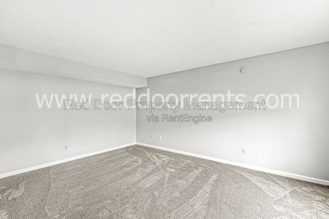 261 Wyndotte Dr