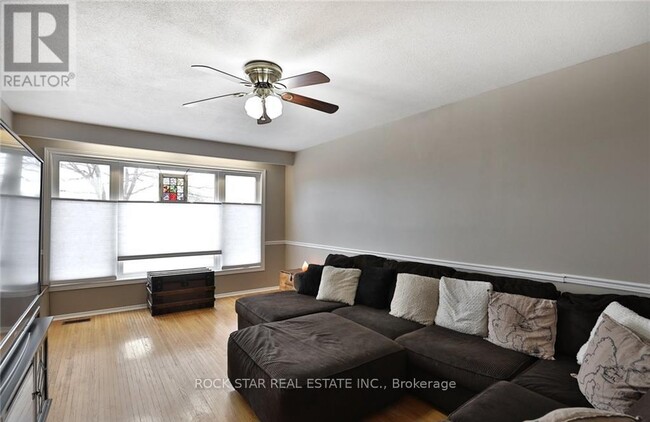 Photo - 442 Greenhill Ave