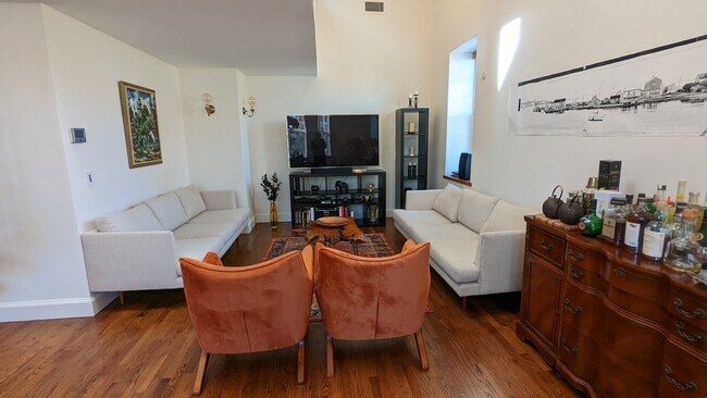 Photo - 35 Walden St