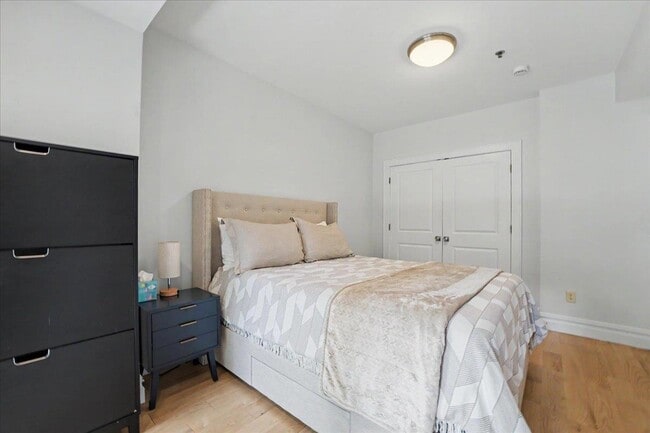 Photo - 610 Madison St Unit 1