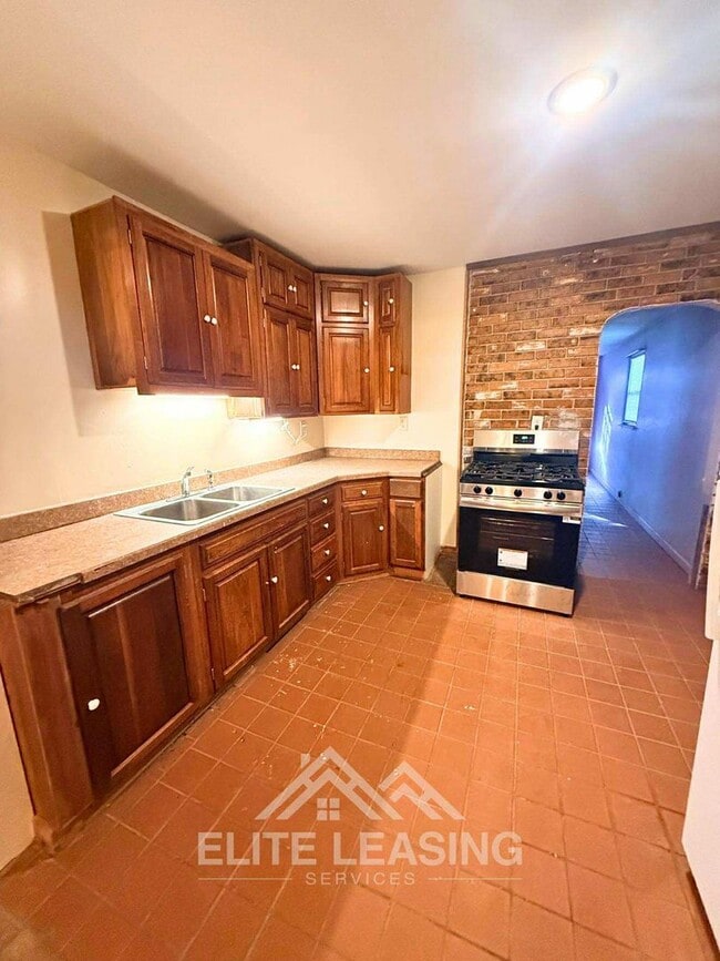Photo - 4 Bedroom | 2 Bathroom Home – Spacious and...