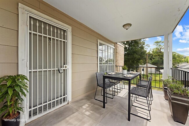 Photo - 8342 Baker Dr Unit B