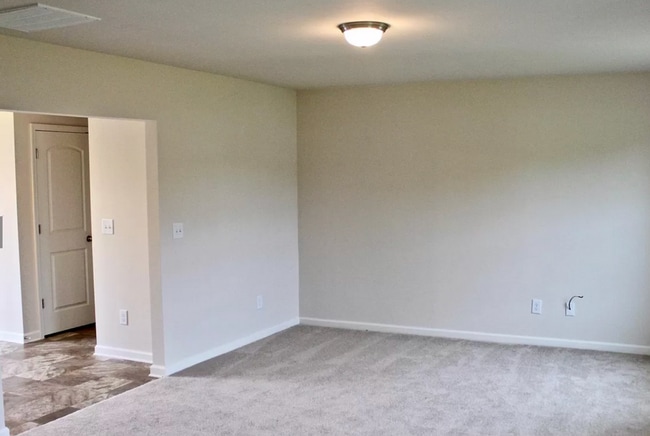 Photo - NEW LISTING!!!!!
