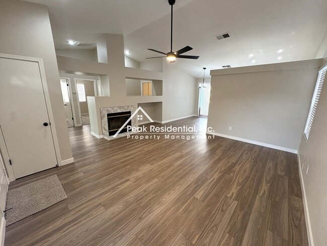 Photo - 10846 Basie Way