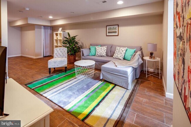 Photo - 4245 Ogden St