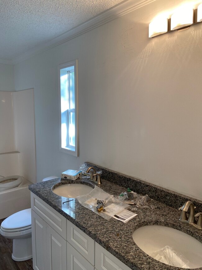 Photo - 121 Jackson Blvd #2