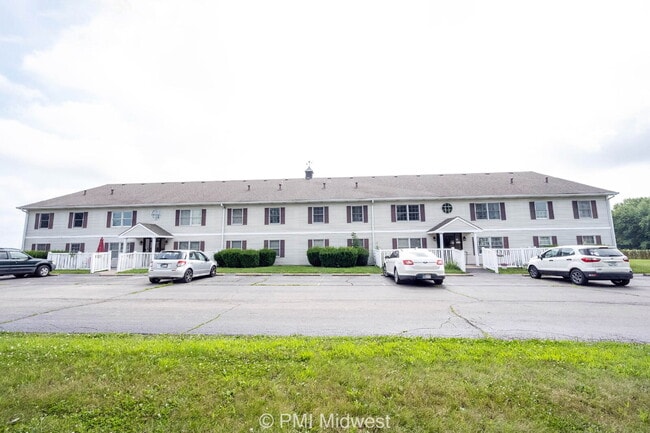 "Charming 2-Bed Oasis with 1.5 Baths in Sh... - "Charming 2-Bed Oasis with 1.5 Baths in Sh... Apartment Unit B73