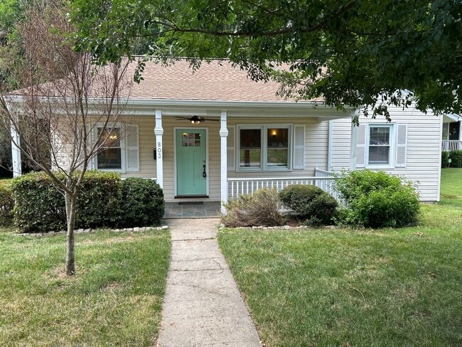 3 Bedroom | 2 Bath Raleigh Home Inside the... - 3 Bedroom | 2 Bath Raleigh Home Inside the...