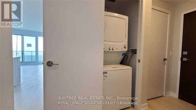 Photo - 2221 Yonge St Unité 1203