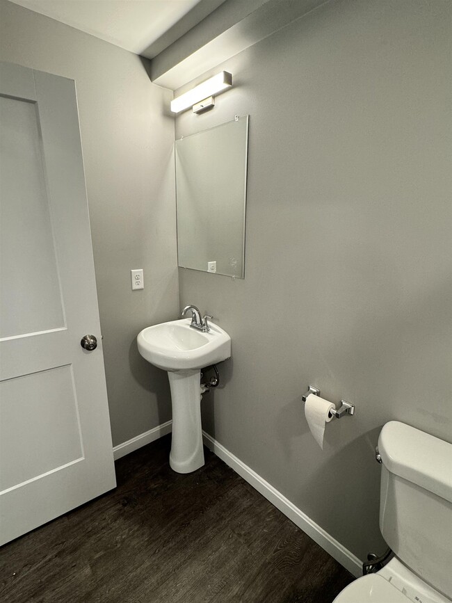 Photo - 10 Monarch Wy Unit 102