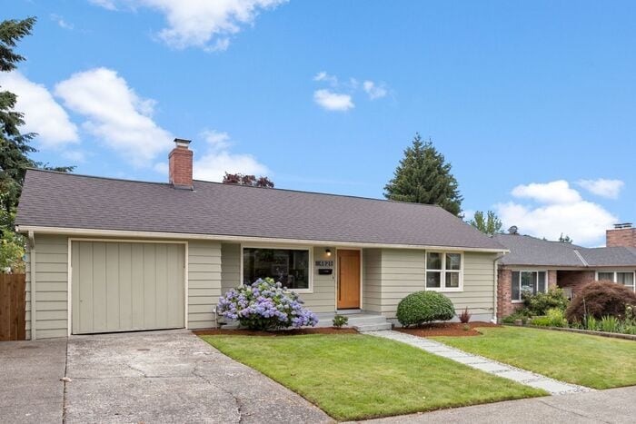 Air Conditioned Columbia City Bungalow - Air Conditioned Columbia City Bungalow