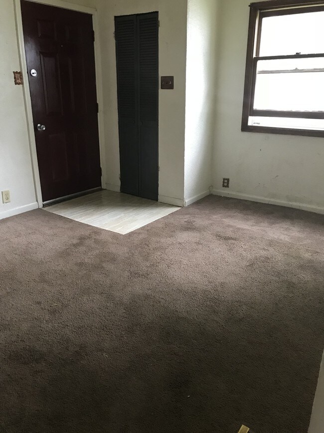 Photo - 2126 Early St