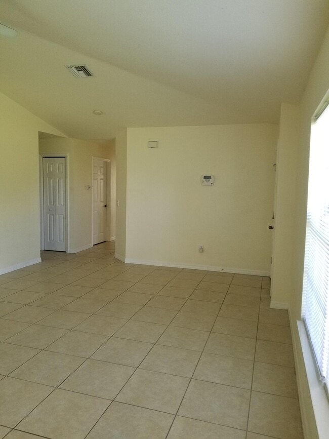 Photo - 4616-4618 24th St Sw Unidad 4618 24th St SW