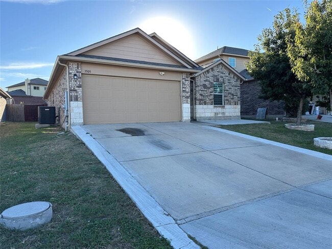 Photo - 3505 Stephans St