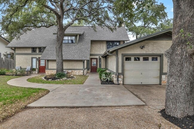 Building Photo - 4010 Cima Serena Dr