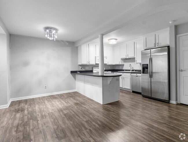 Building Photo - 1108 N Milwaukee St Unit 128 Rental