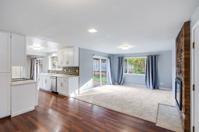 Photo - Beautiful 3 Bed, 2 Bath Rental Home in Highland Beaverton Neighborhood!