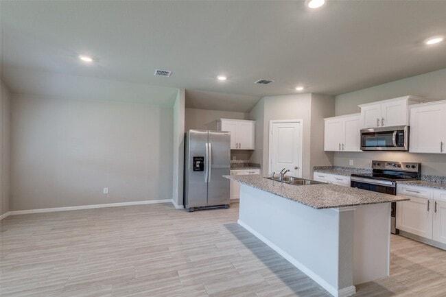Photo - 16408 Severn Ln