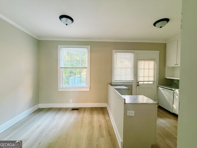 Photo - 967 Glenridge Dr