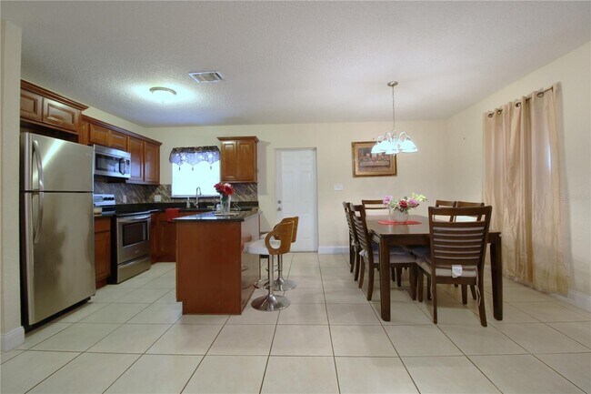 Photo - 5118 Anzio St