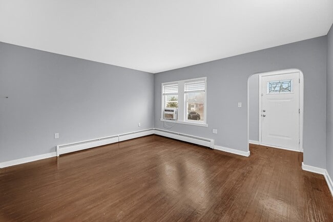 Photo - 314 S Jasper St