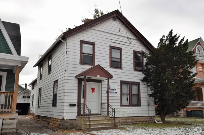 Building Photo - 415 Amherst Ave Rental