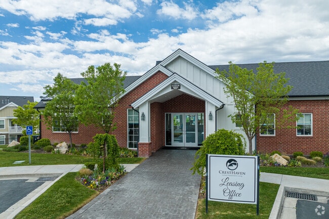 Building Photo - Cresthaven Rental