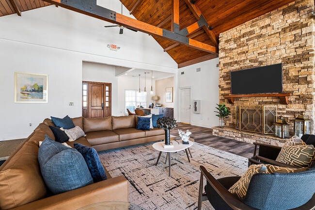 Building Photo - Houston Lake Apartments