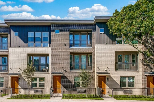 Building Photo - Midway Urban Village Rental