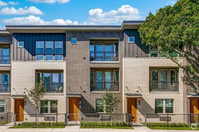 Building Photo - Midway Urban Village Rental