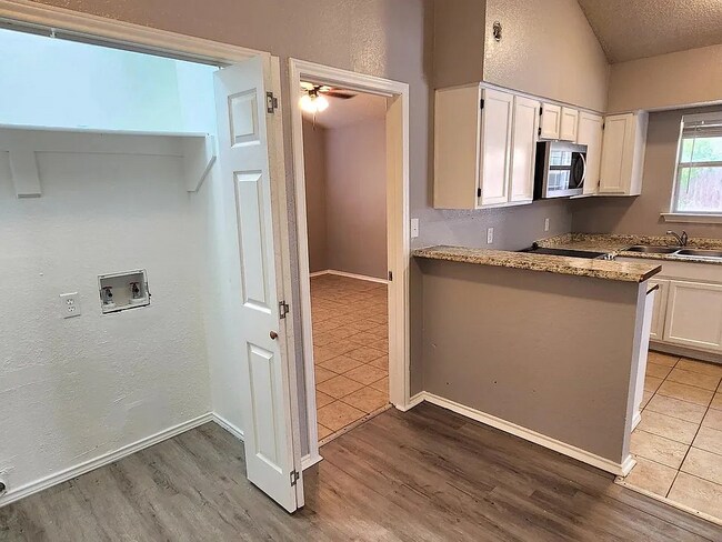 Photo - 2632 Countryside Ln