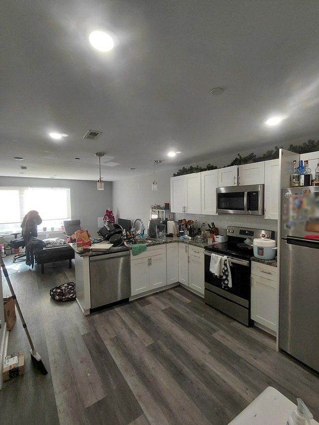 Building Photo - 4313 Sansom St Unit 2A