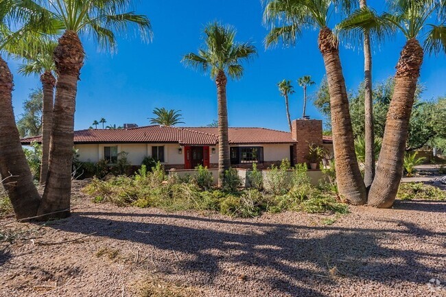 Building Photo - Paradise Valley Rental