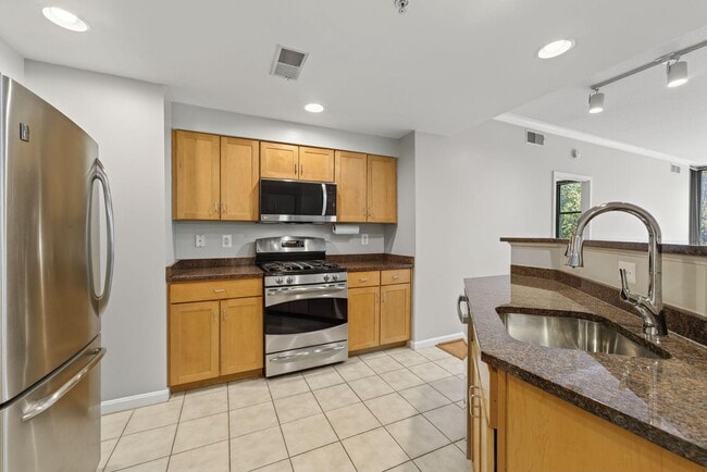 Photo - 2220 Fairfax Dr