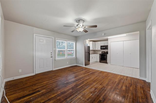 Photo - 108 Poplar St