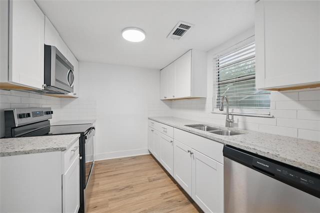 Photo - 906 E Houston St