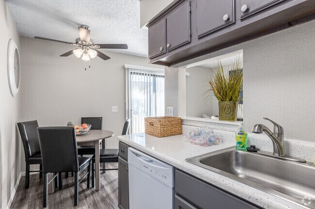 1BR, 1BA - 500SF - Kitchen