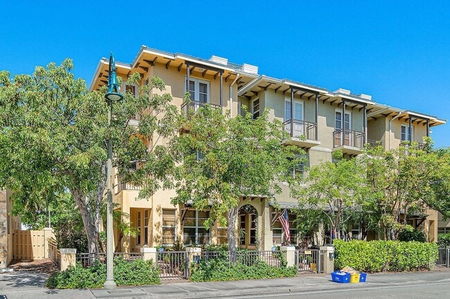 Photo - 811 S Federal Hwy