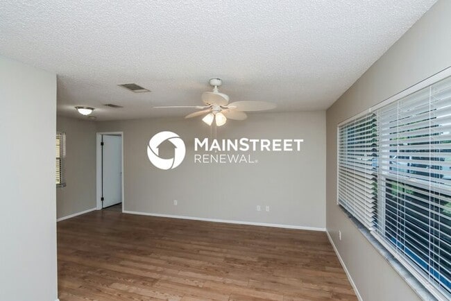 Photo - 3 Bedroom Pet-Friendly Home in Melbourne, FL with Main Street Renewal
