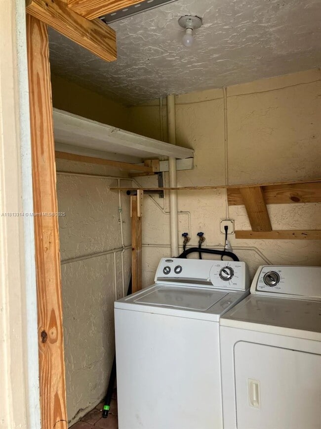 Photo - 1303 Partridge Close