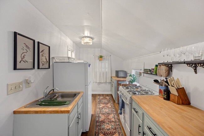 Photo - 5651 Ridge Ave Unidad ID1384096P