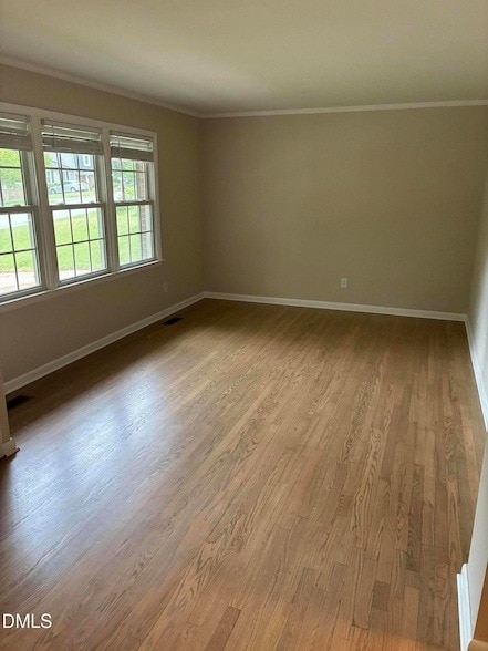 Photo - 705 Northampton Dr