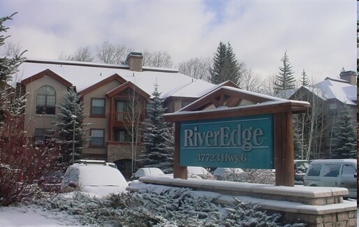Photo - RiverEdge Apartments