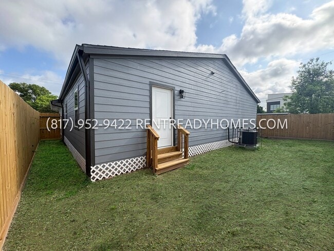 Photo - 1416 Fairbanks St