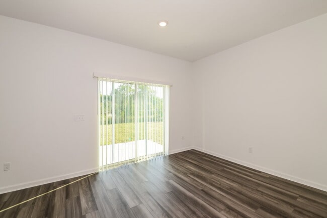 Photo - 984 Ocean Spray Dr