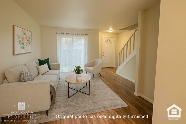Photo - Charming 2BD/1.5BA Duplex