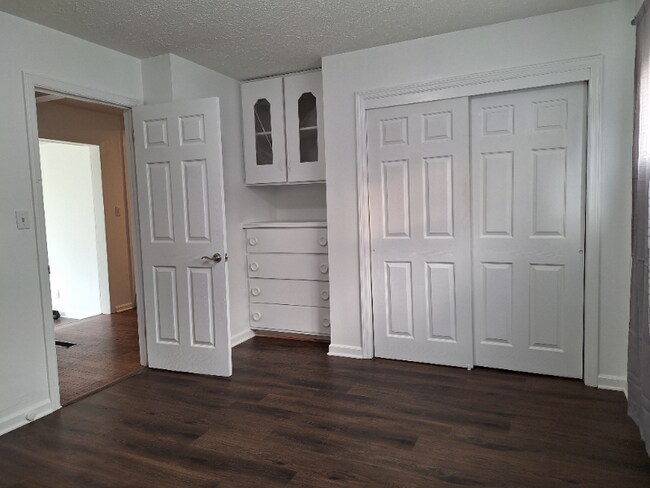 Photo - 179 N Sylvan Ave